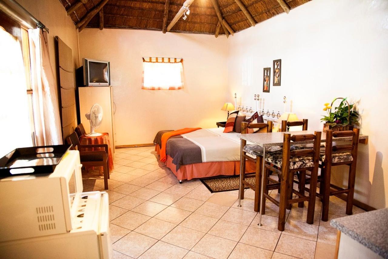 Fairhaven Guest House Klerksdorp Exterior foto